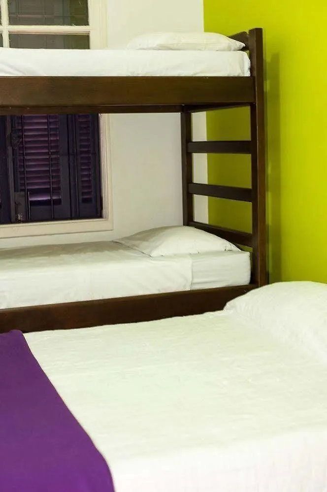 Purple House Hostel Sao Paulo 0*,  Brazil